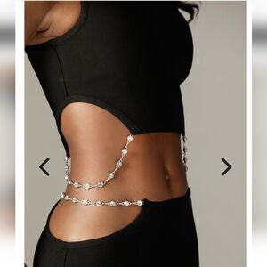 NWT Aliava Stella Rhinestone Cutout Crop Top Black Womens Large